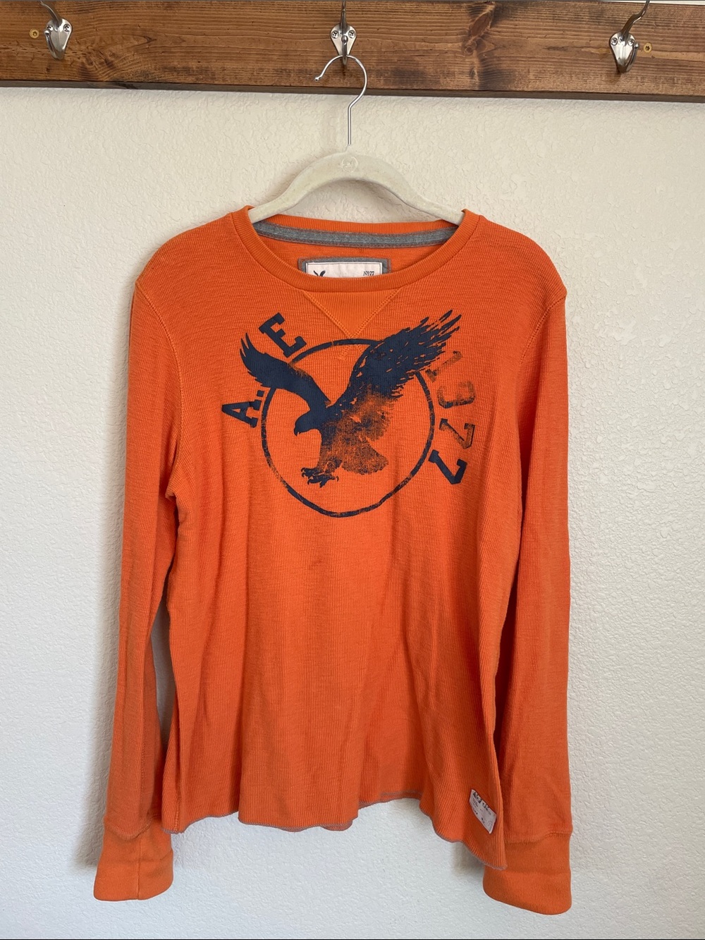 American Eagle Outfitters Thermal Top Orange Long-Sleeve Graphic Tee M Y2K 90s